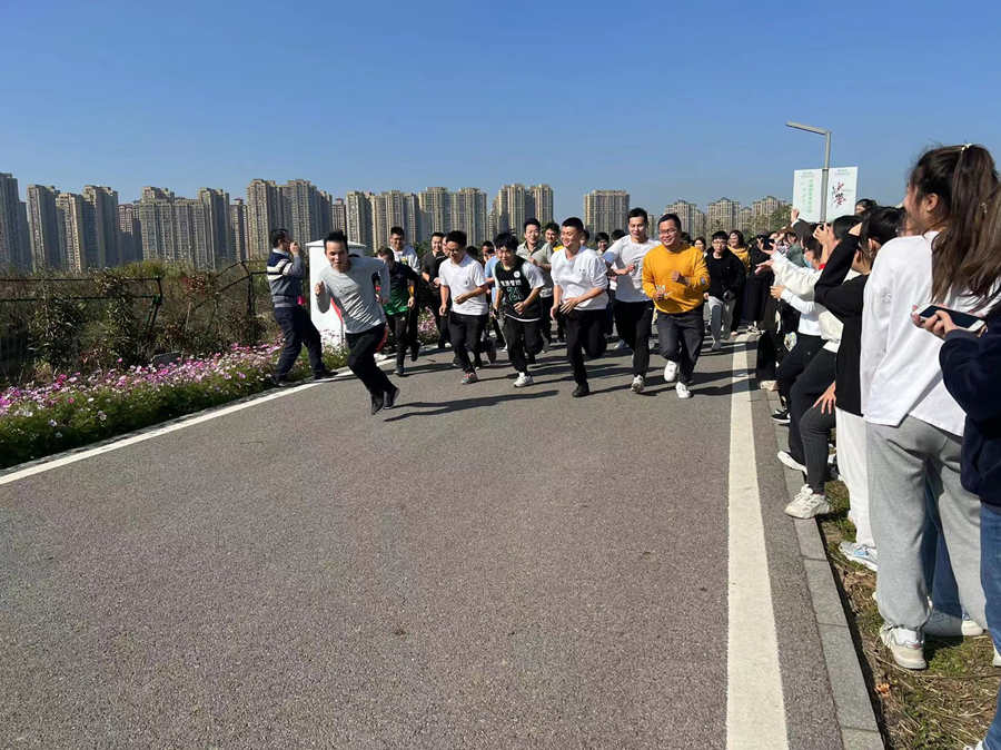 隆盛達(dá)|湖南螺旋管廠家